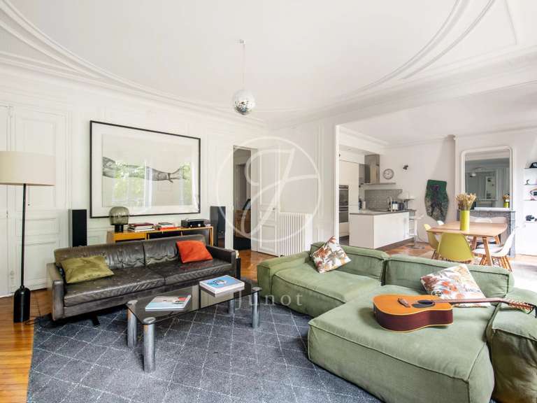 Appartement Paris 9e - 3 chambres - 124m²