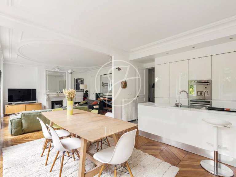 Appartement Paris 9e - 3 chambres - 124m²