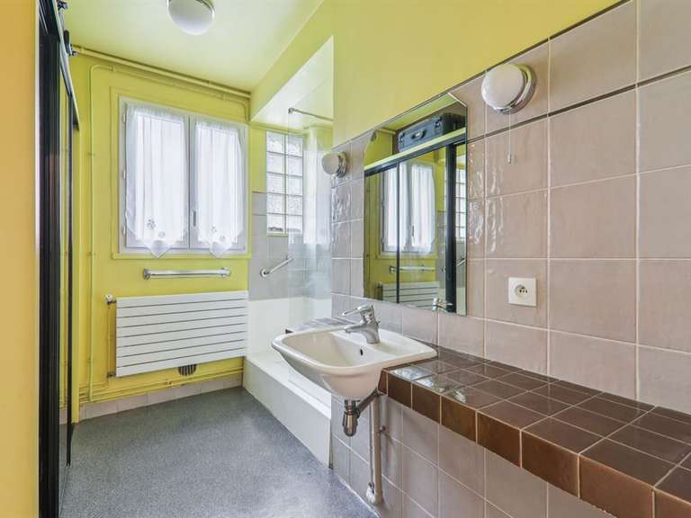 Appartement Paris 9e - 3 chambres - 104m²