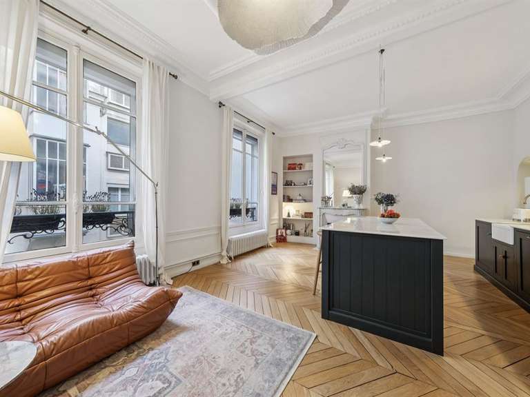 Appartement Paris 9e - 3 chambres - 96m²
