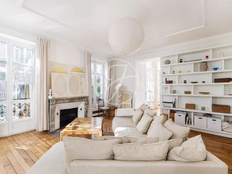 Apartment Paris 9e - 2 bedrooms - 116m²
