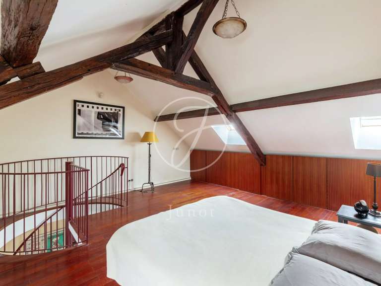 Appartement Paris 9e - 3 chambres - 169m²