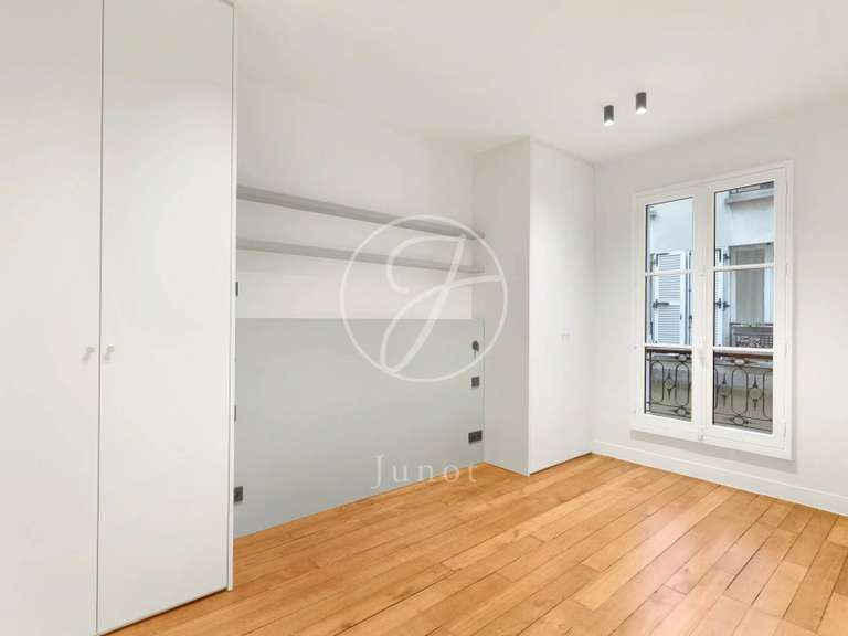 Apartment Paris 9e - 3 bedrooms - 95m²