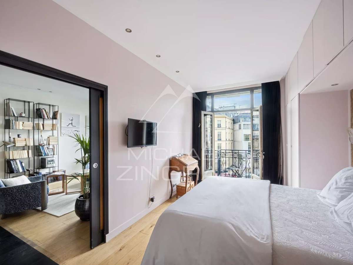 Apartment Paris 9e