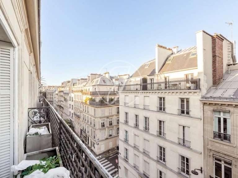 Appartement Paris 9e - 3 chambres - 193m²