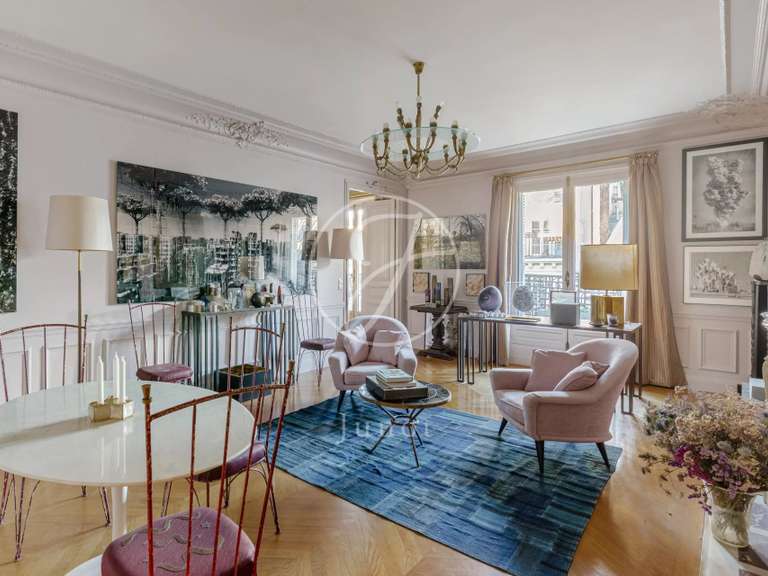 Appartement Paris 9e - 3 chambres - 193m²