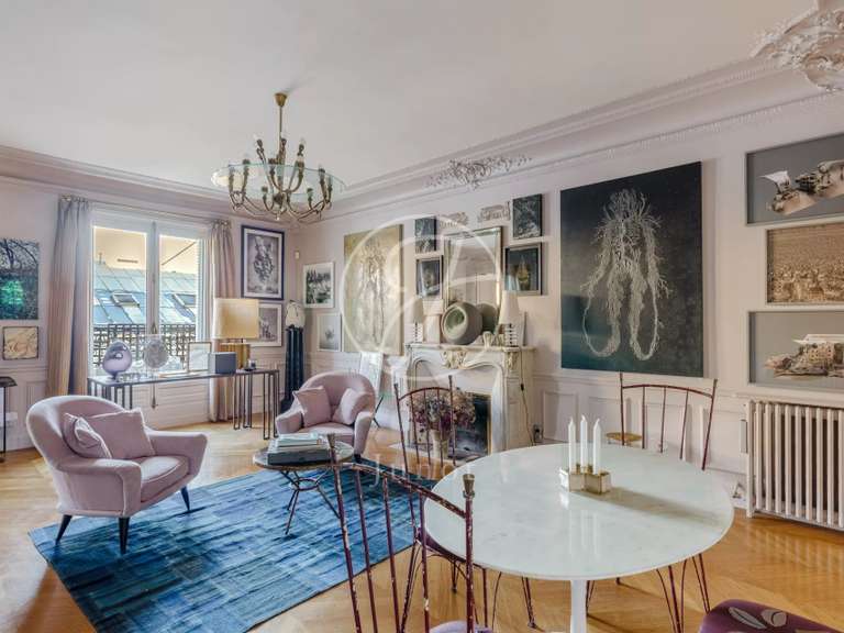 Appartement Paris 9e - 3 chambres - 193m²