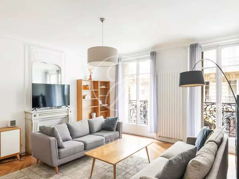 Appartement Paris 9e - 3 chambres - 107m²