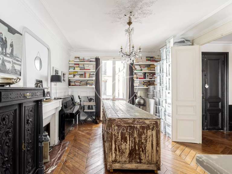 Appartement Paris 9e - 3 chambres - 138m²