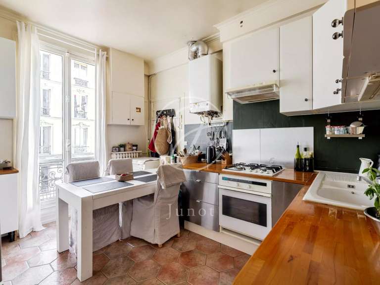 Appartement Paris 9e - 3 chambres - 138m²