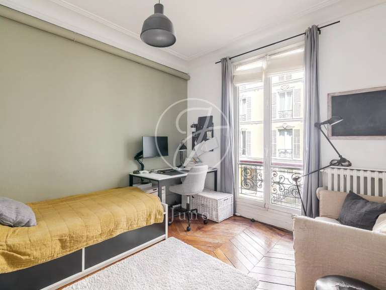 Appartement Paris 9e - 3 chambres - 138m²