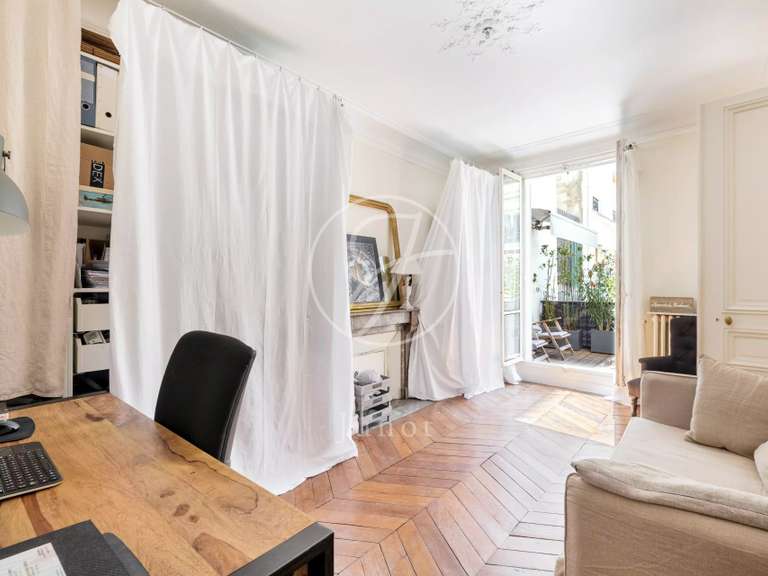 Appartement Paris 9e - 3 chambres - 138m²
