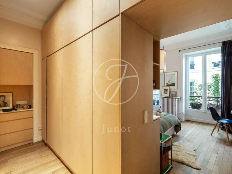 Appartement Paris 9e - 4 chambres - 162m²