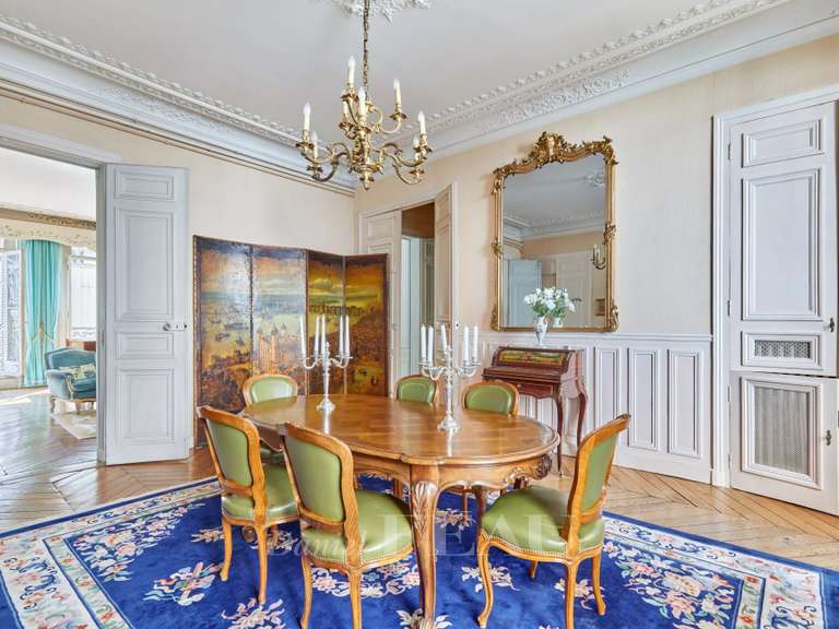 Appartement Paris 9e - 4 chambres - 198m²
