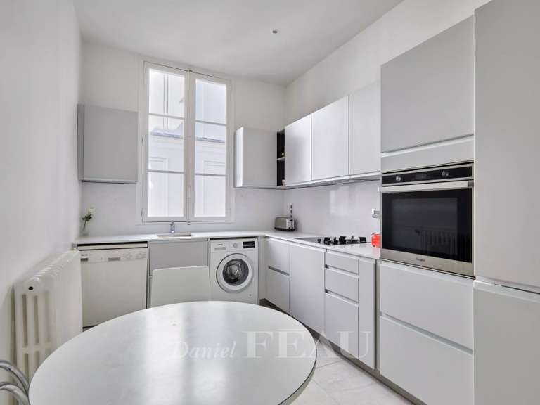 Appartement Paris 9e - 4 chambres - 198m²