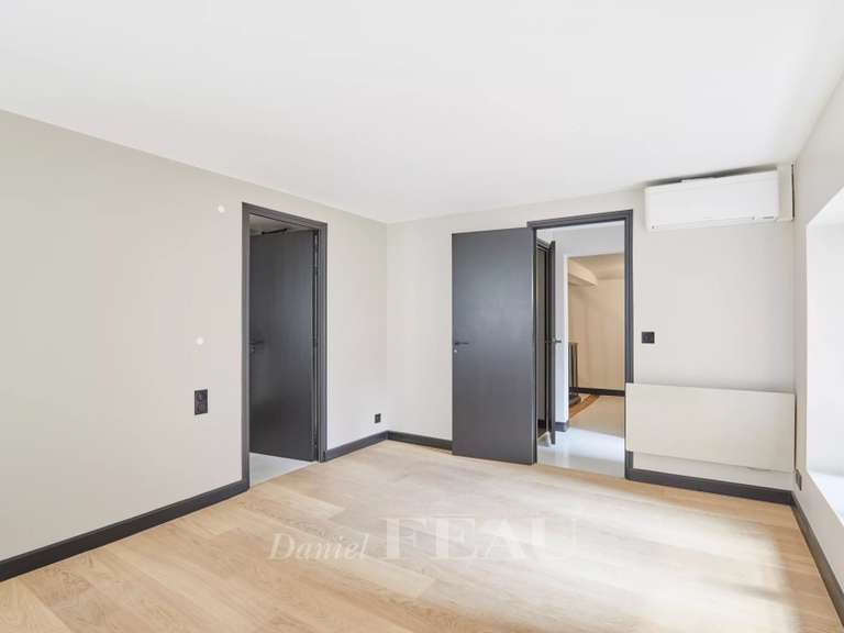 Apartment Paris 9e - 3 bedrooms - 157m²