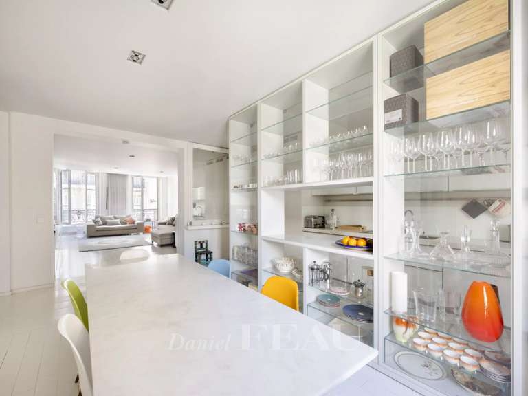 Appartement Paris 9e - 2 chambres - 114m²