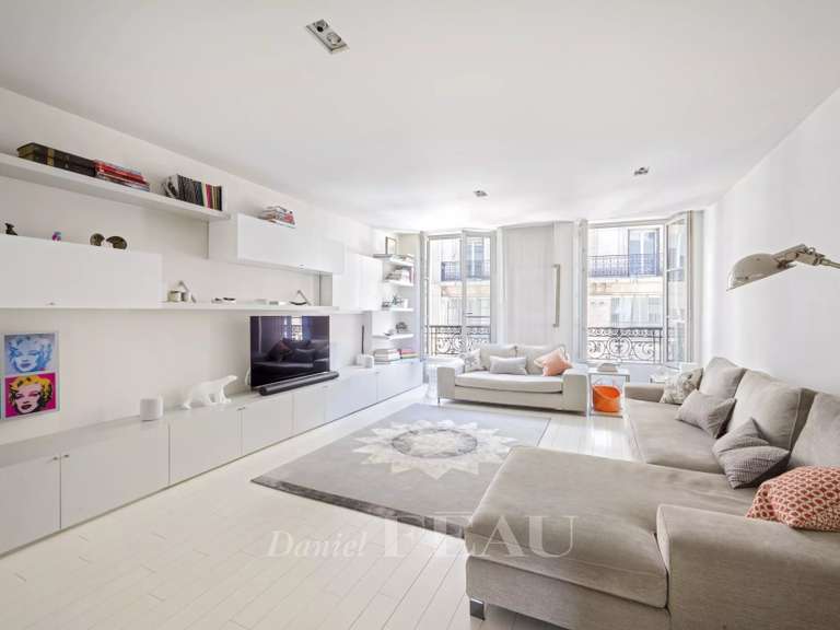 Appartement Paris 9e - 2 chambres - 114m²