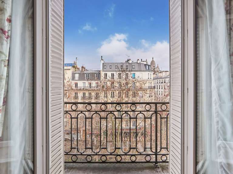 Appartement Paris 9e - 3 chambres - 103m²
