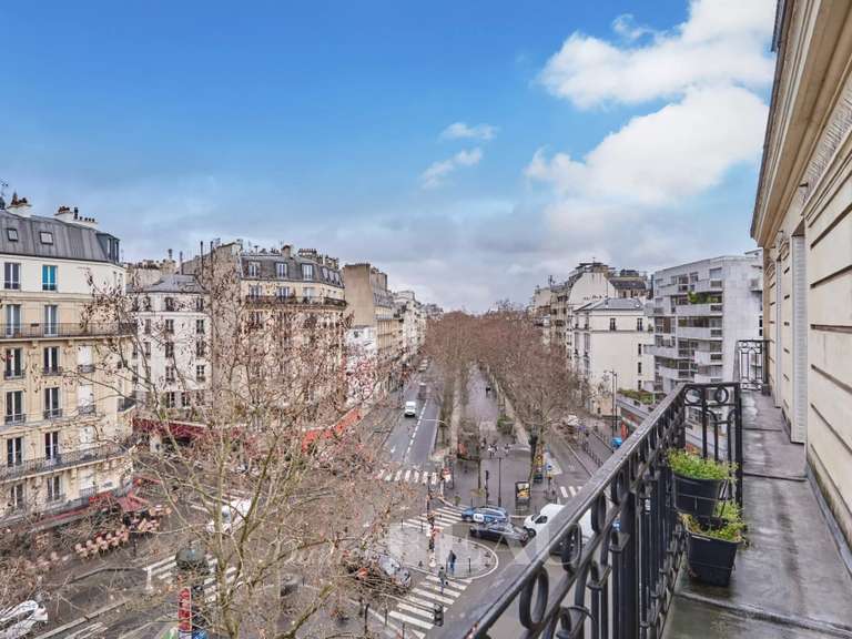 Appartement Paris 9e - 3 chambres - 103m²