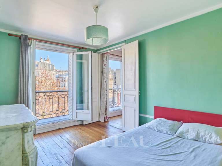 Appartement Paris 9e - 3 chambres - 103m²