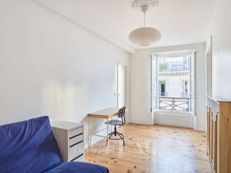 Appartement Paris 9e - 3 chambres - 117m²