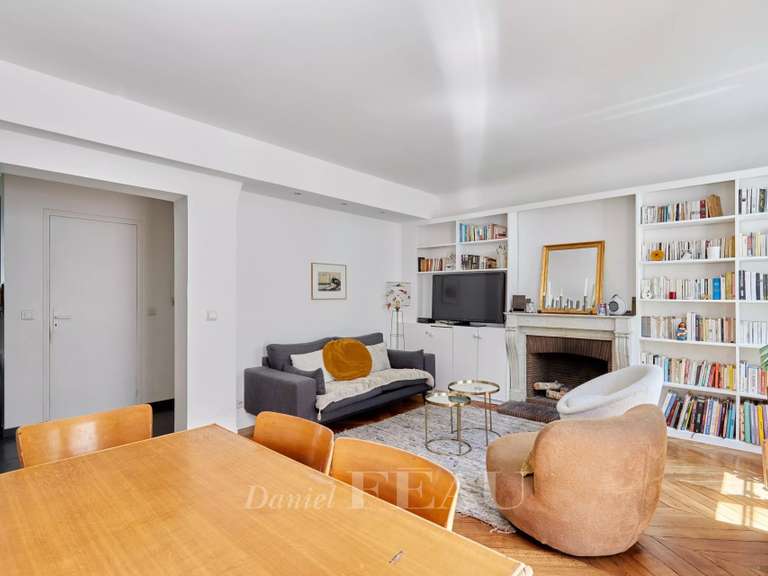 Appartement Paris 9e - 3 chambres - 81m²