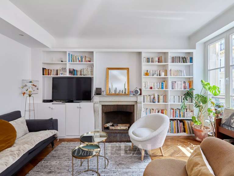 Appartement Paris 9e - 3 chambres - 81m²