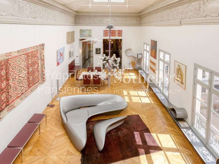 Appartement Paris 9e - 2 chambres - 183m²