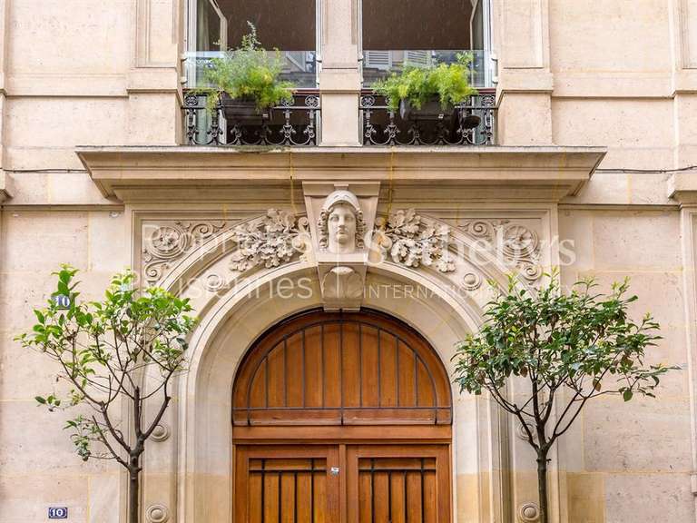Appartement Paris 9e - 3 chambres - 158m²