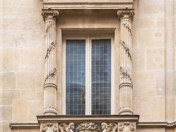 Appartement Paris 9e - 2 chambres - 159m²