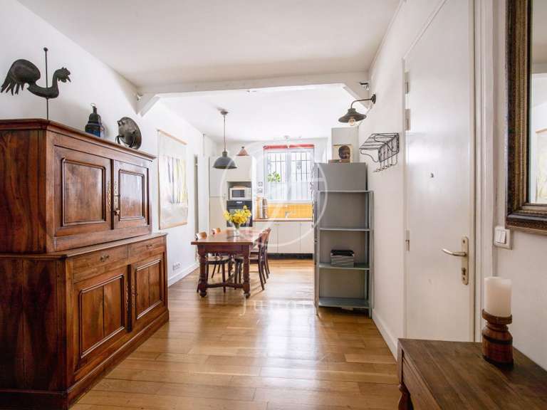 Appartement Paris 9e - 3 chambres - 104m²