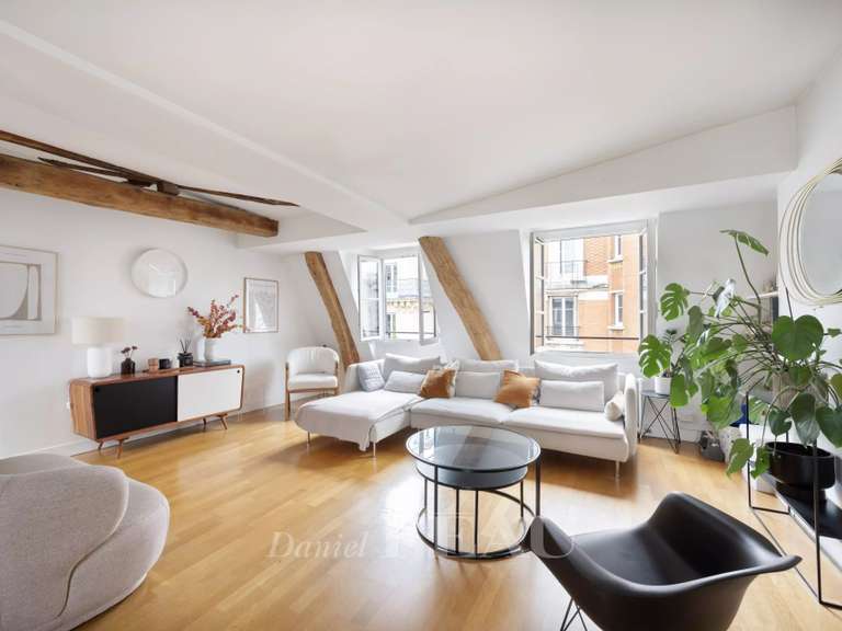 Appartement Paris 9e - 3 chambres - 109m²