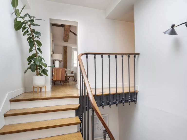 Appartement Paris 9e - 3 chambres - 109m²