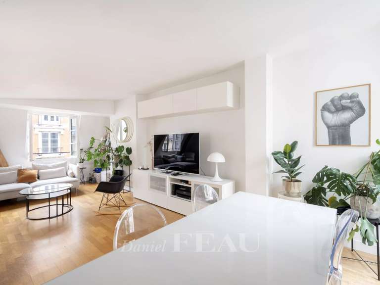 Appartement Paris 9e - 3 chambres - 109m²
