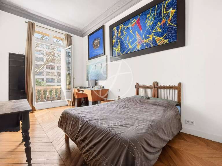 Apartment Paris 9e - 2 bedrooms - 156m²