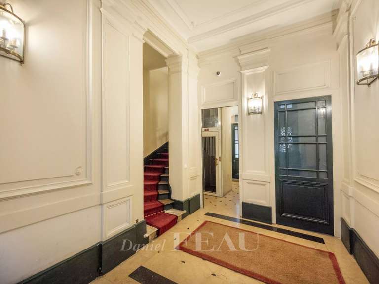 Appartement Paris 9e - 2 chambres - 47m²