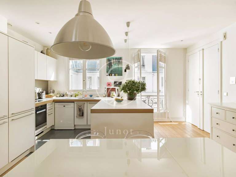 Apartment Paris 9e - 3 bedrooms - 168m²