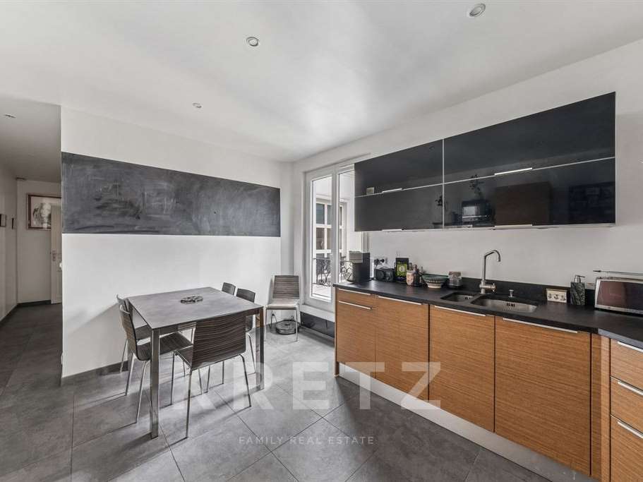 Apartment Paris 9e