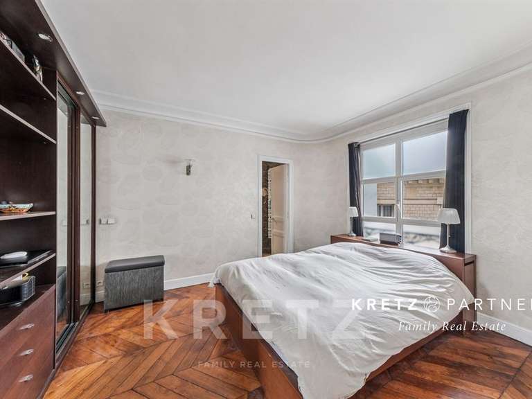 Appartement Paris 9e - 2 chambres - 100m²