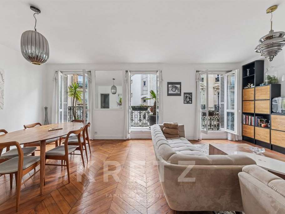 Apartment Paris 9e