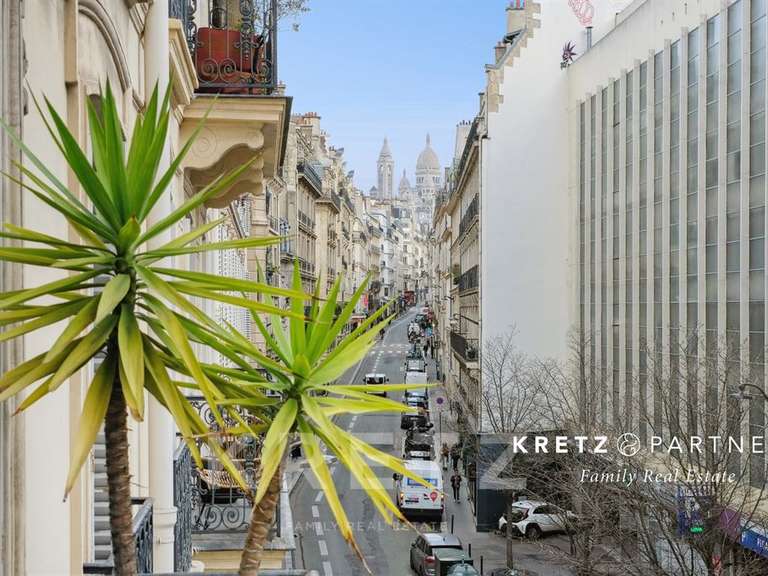 Appartement Paris 9e - 2 chambres - 100m²