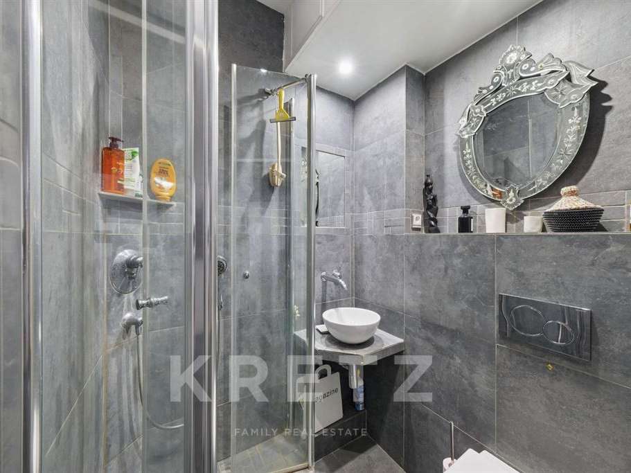Apartment Paris 9e