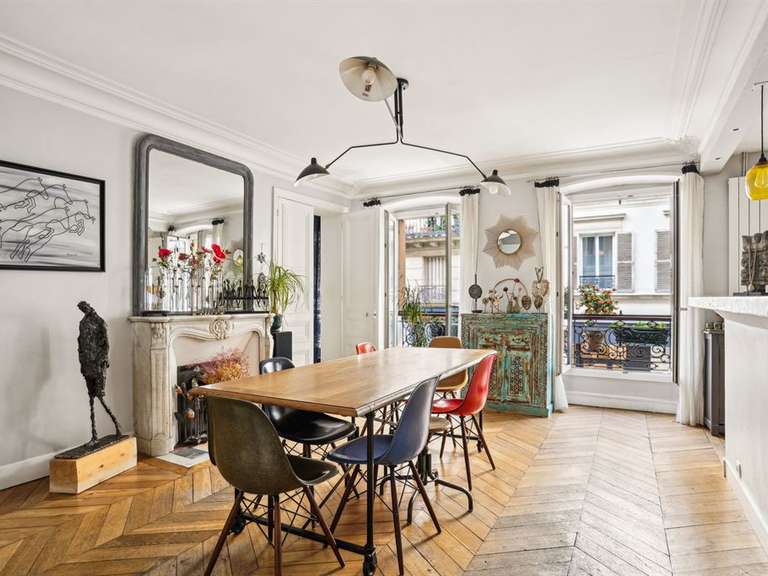 Appartement Paris 9e - 4 chambres - 147m²