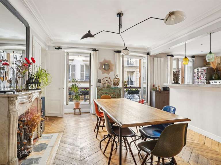 Appartement Paris 9e - 4 chambres - 147m²
