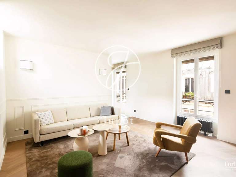 Appartement Paris 9e - 2 chambres - 75m²