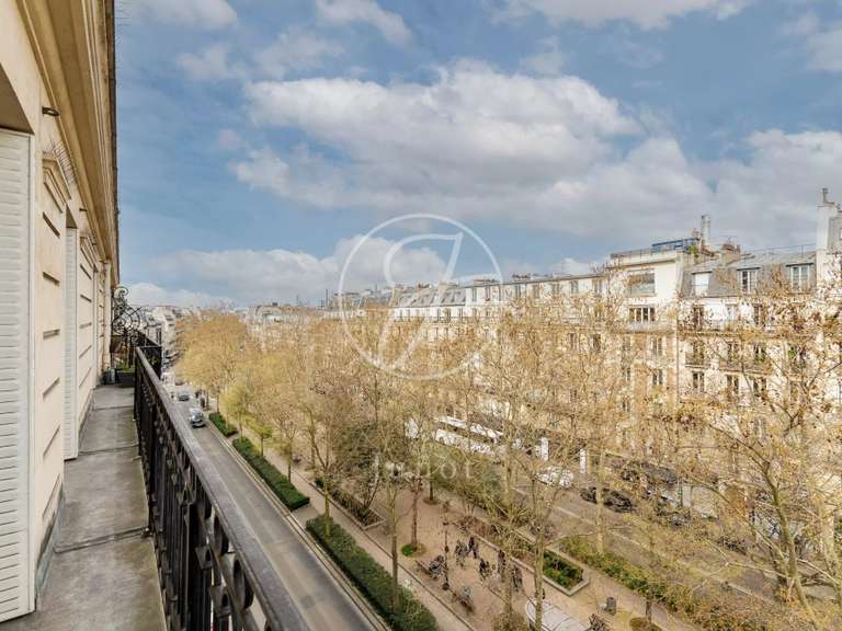 Appartement Paris 9e - 3 chambres - 103m²