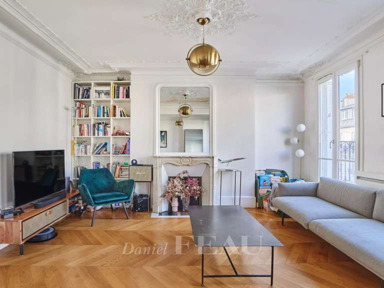 Appartement Paris 9e - 2 chambres - 68m²