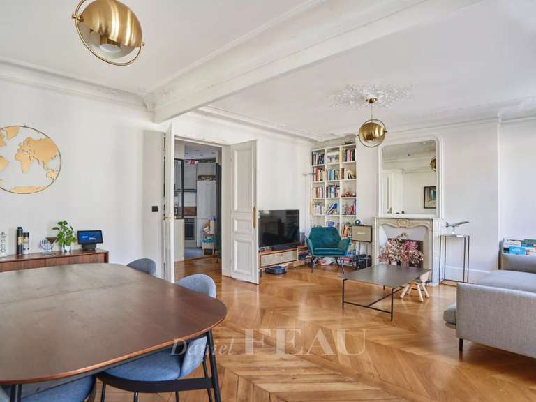 Appartement Paris 9e - 2 chambres - 68m²
