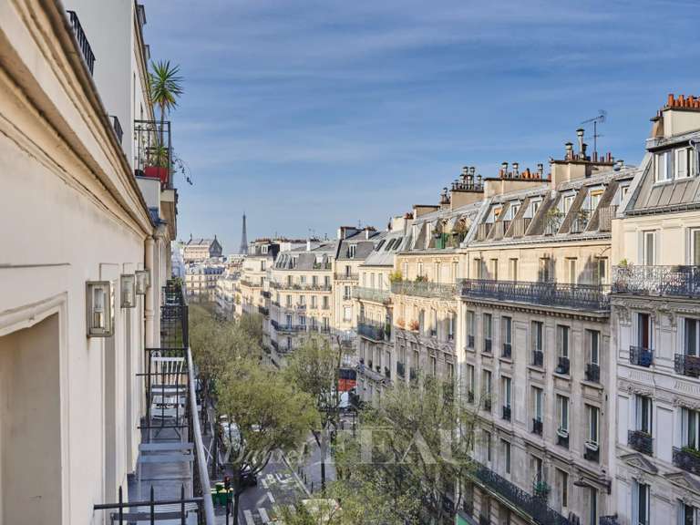 Appartement Paris 9e - 2 chambres - 68m²